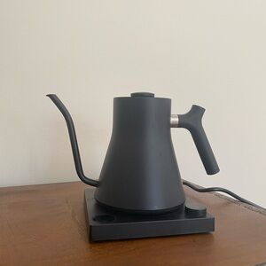 Fellow Stagg EKG Electric Gooseneck Kettle Pour-Over Coffee Tea Black